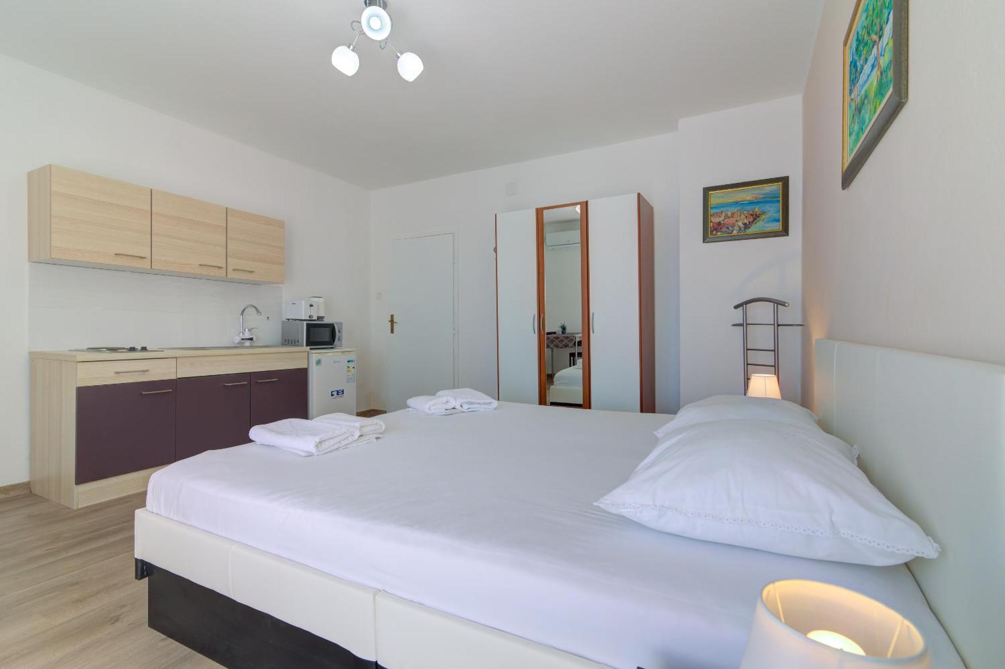Apartmani Ana Senj  Habitación foto