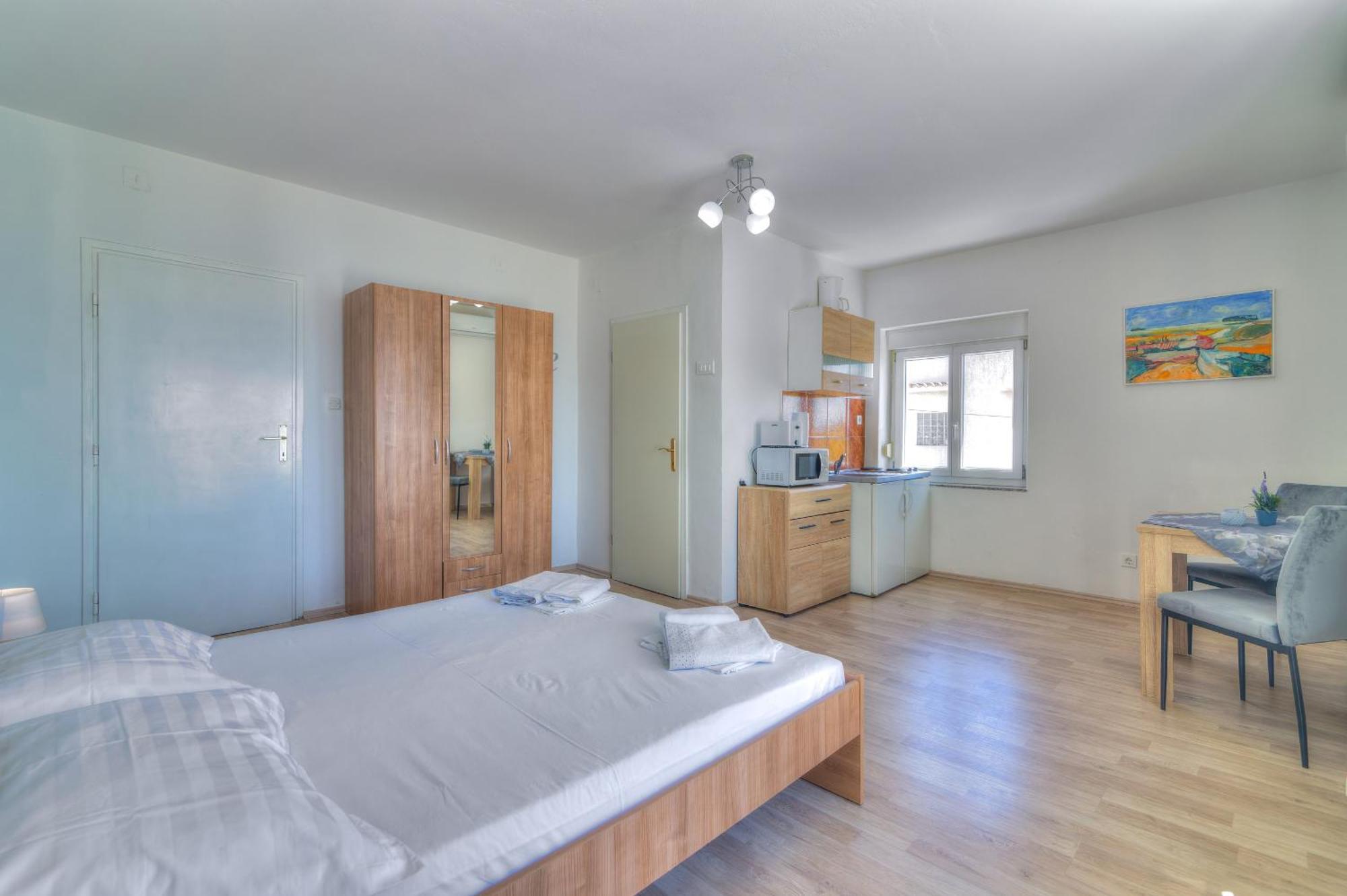 Apartmani Ana Senj  Habitación foto
