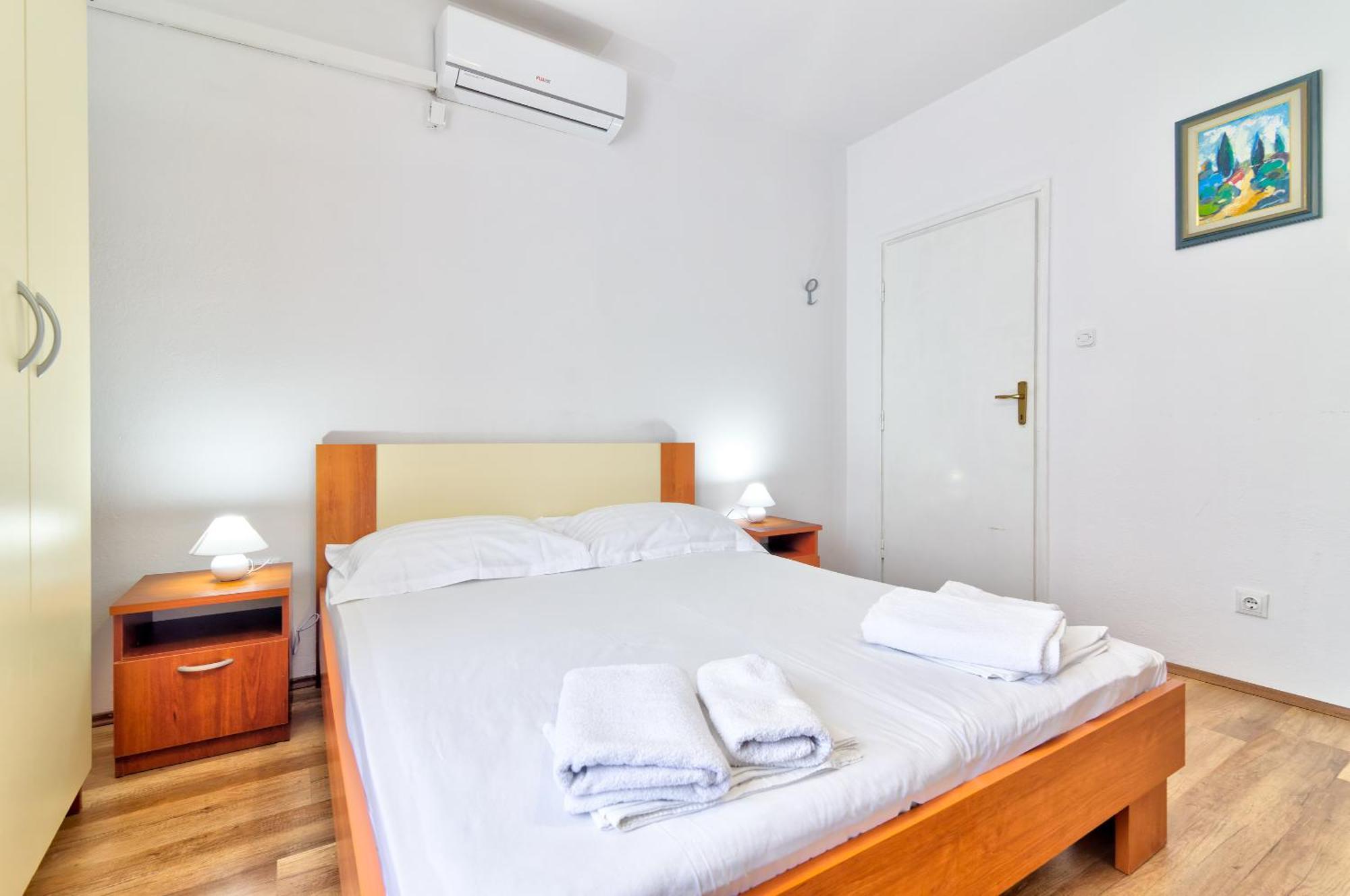 Apartmani Ana Senj  Habitación foto